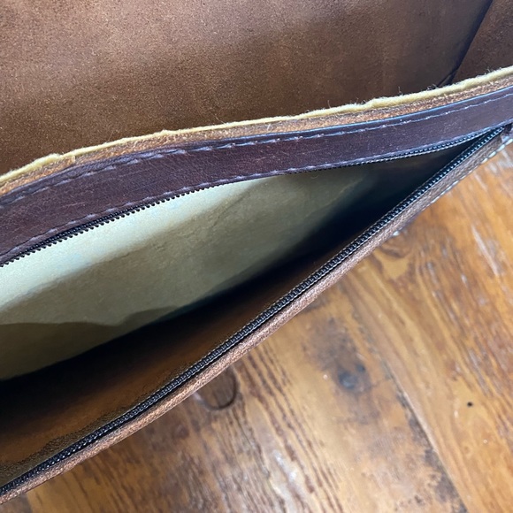 Moroccan Handmade Leather Bag - Picture 14 of 14